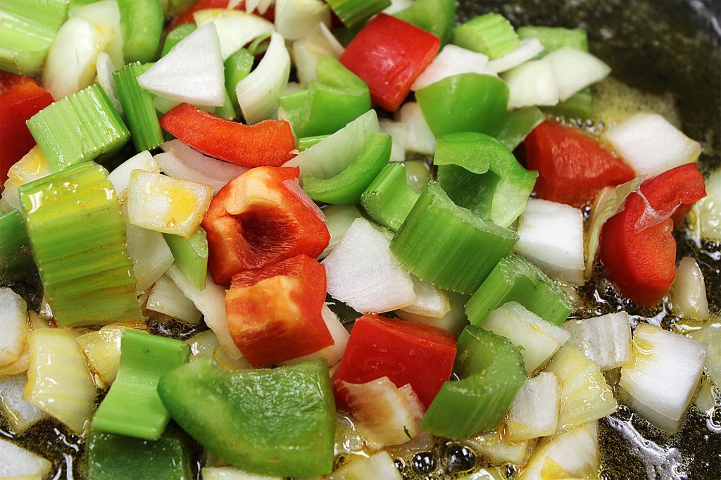 Holy Trinity Blend (Chopped Onion, Celery, Red and Green Peppers)